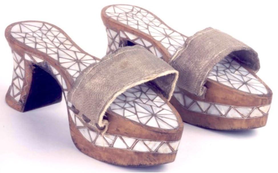 Banyo di Novia - Takos